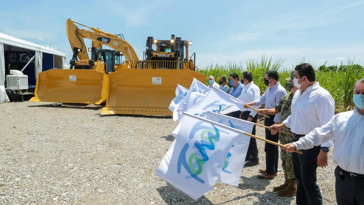 Inauguran carrtera Tam-Bajío